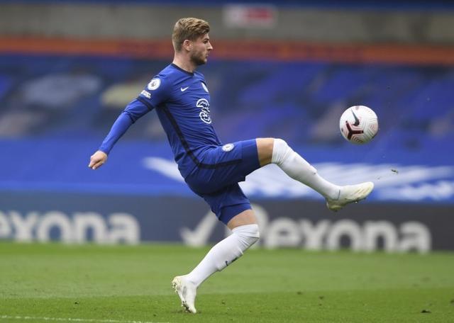 剑南春｜曼联客场2-2伯恩利遭三连平，谢什科双响，海文乌龙