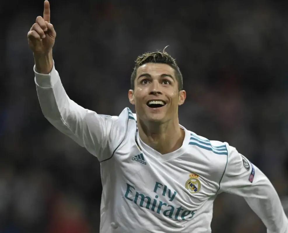 范戴克本赛季争顶成功105次英超最多 成功率77.2%英超最高