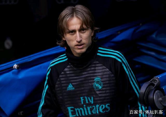 官方：阿森纳与女足主帅勒妮-斯莱杰斯完成续约，合同至2029年