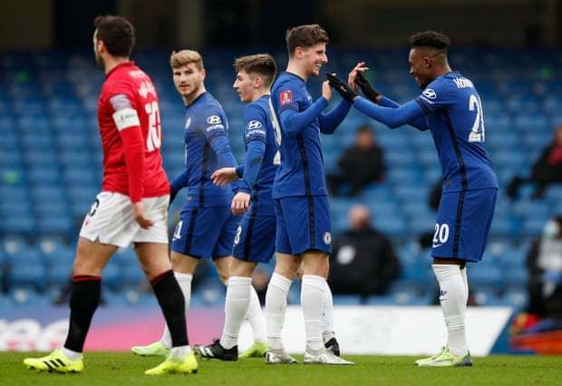 输青岛16分！杨鸣中肯点评，指出了3大输球的原因